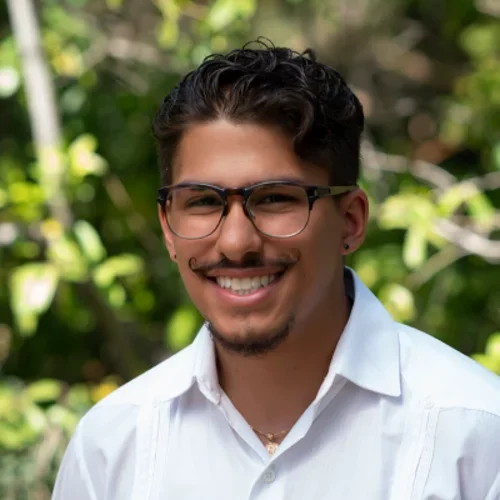 Headshot of Christian Hernandez, MD